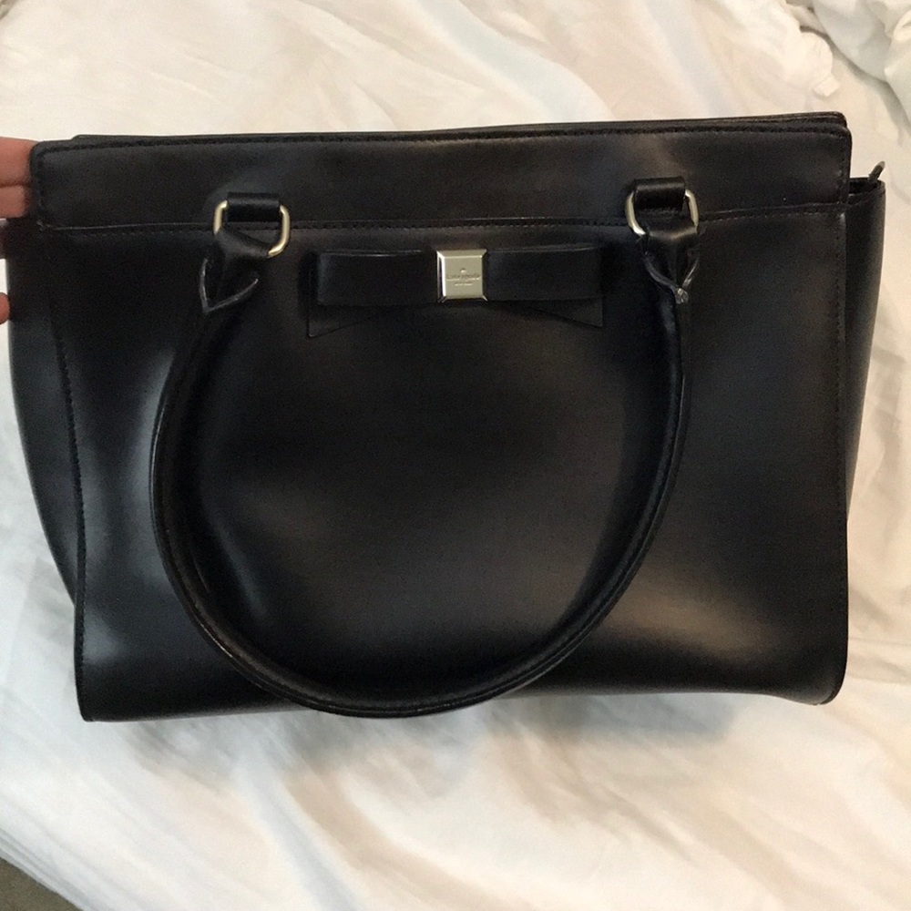 Like new Kate Spade purse w/bow